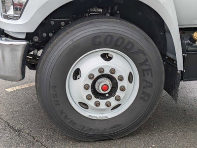 2025 Ford F-650SD Base