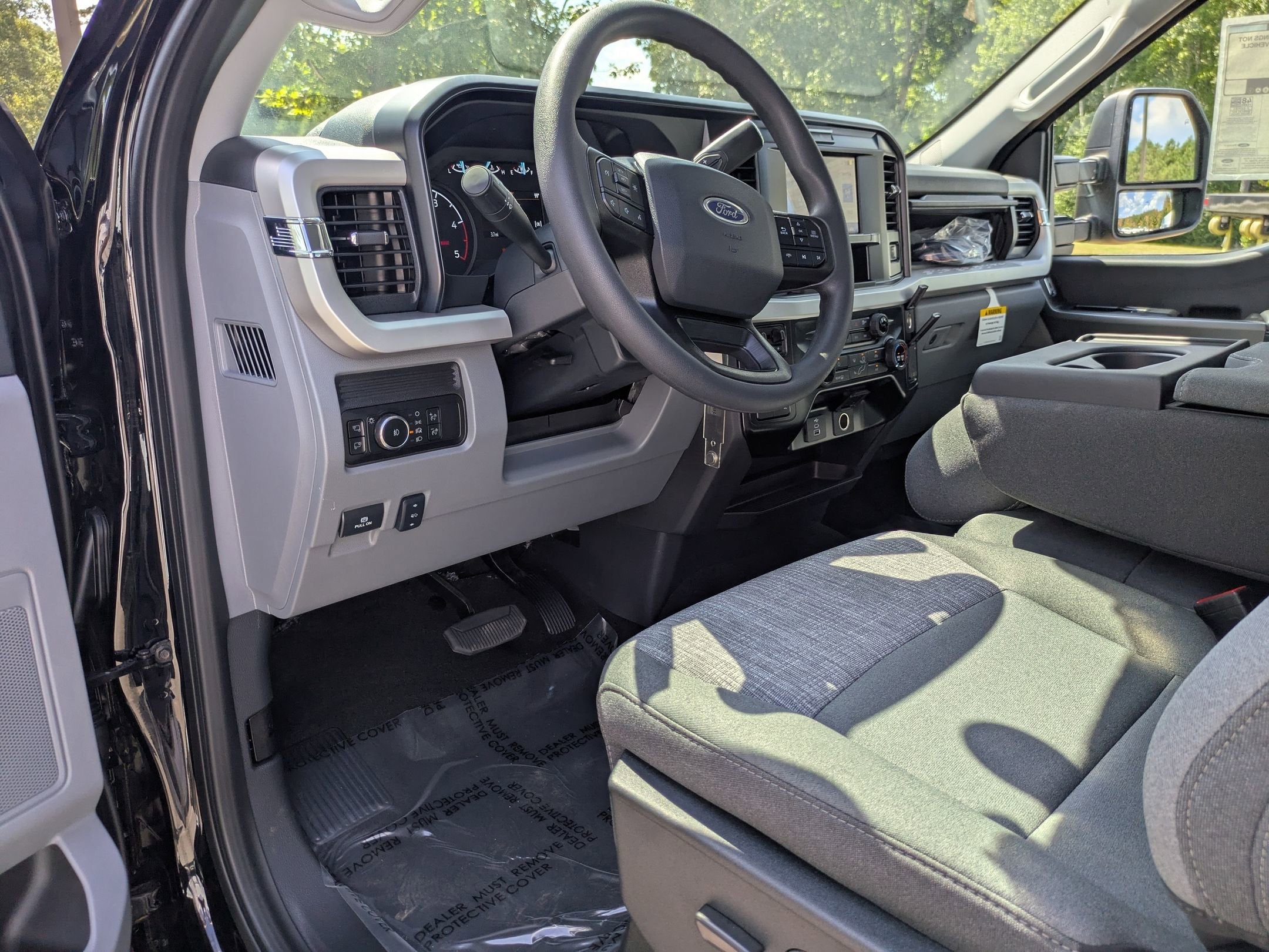 2026 Ford Super Duty F-450 DRW XLT