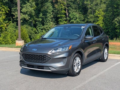 2020 Ford Escape SE