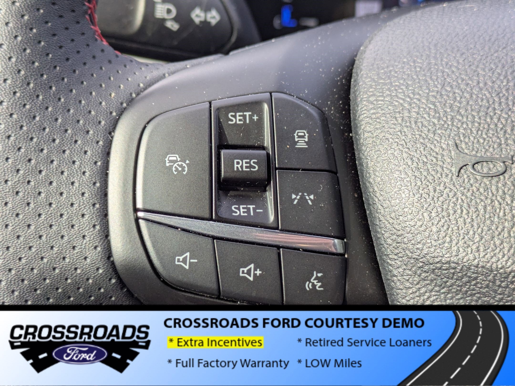 2025 Ford Escape ST-Line - Crossroads Courtesy Demo