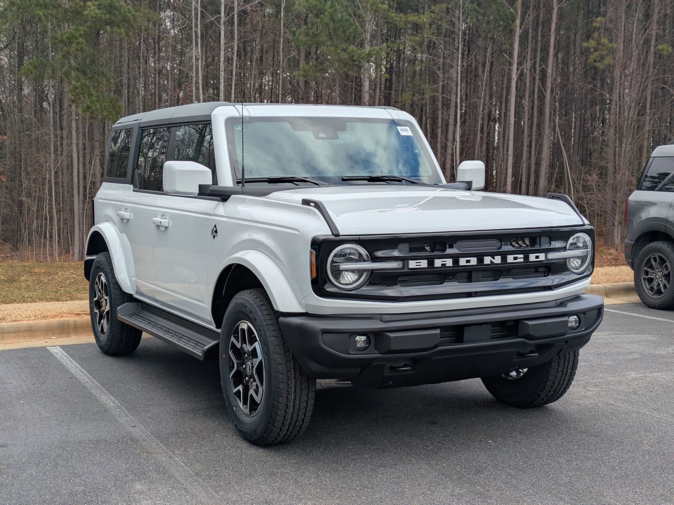 2025 Ford Bronco Outer Banks