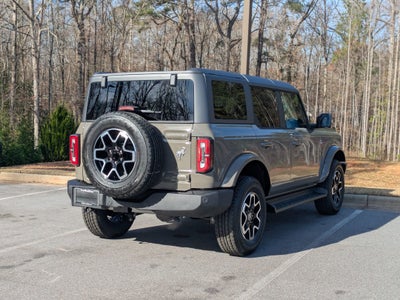 2025 Ford Bronco Outer Banks