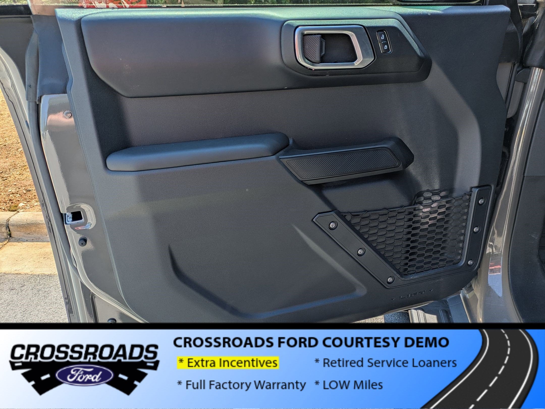 2025 Ford Bronco Outer Banks - Crossroads Courtesy Demo