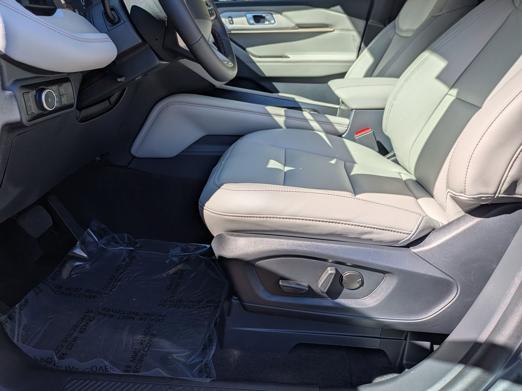 2026 Ford Explorer Active (200A)