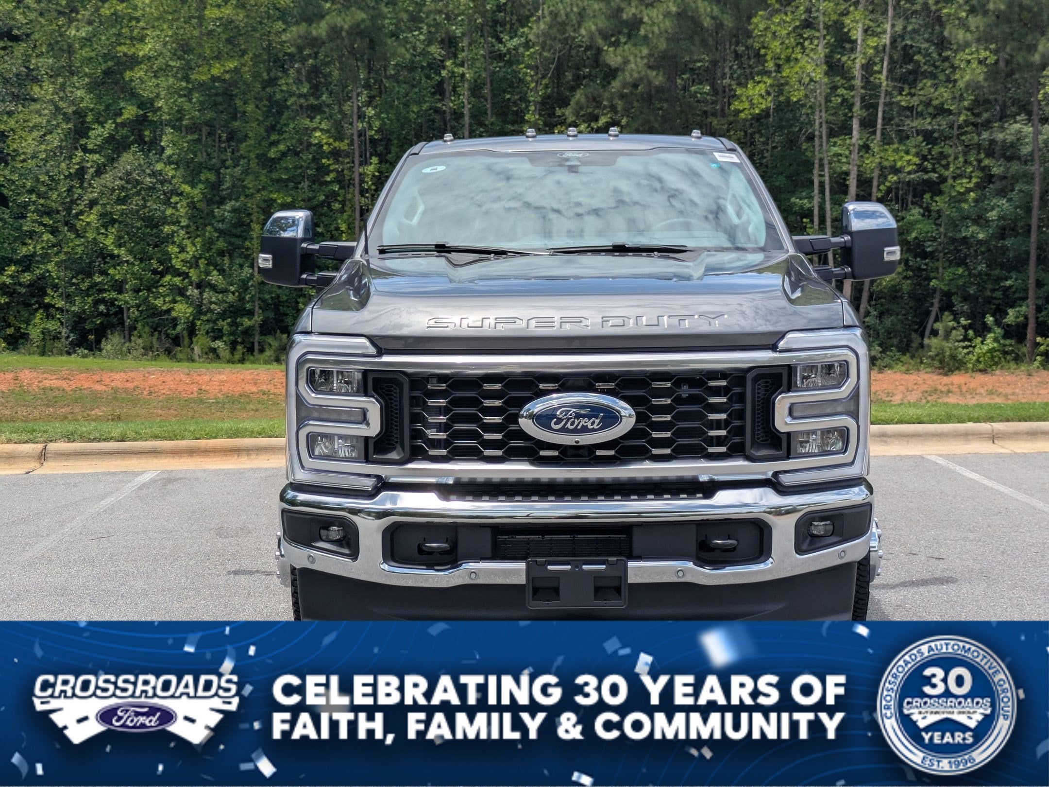 2026 Ford Super Duty F-350 DRW LARIAT