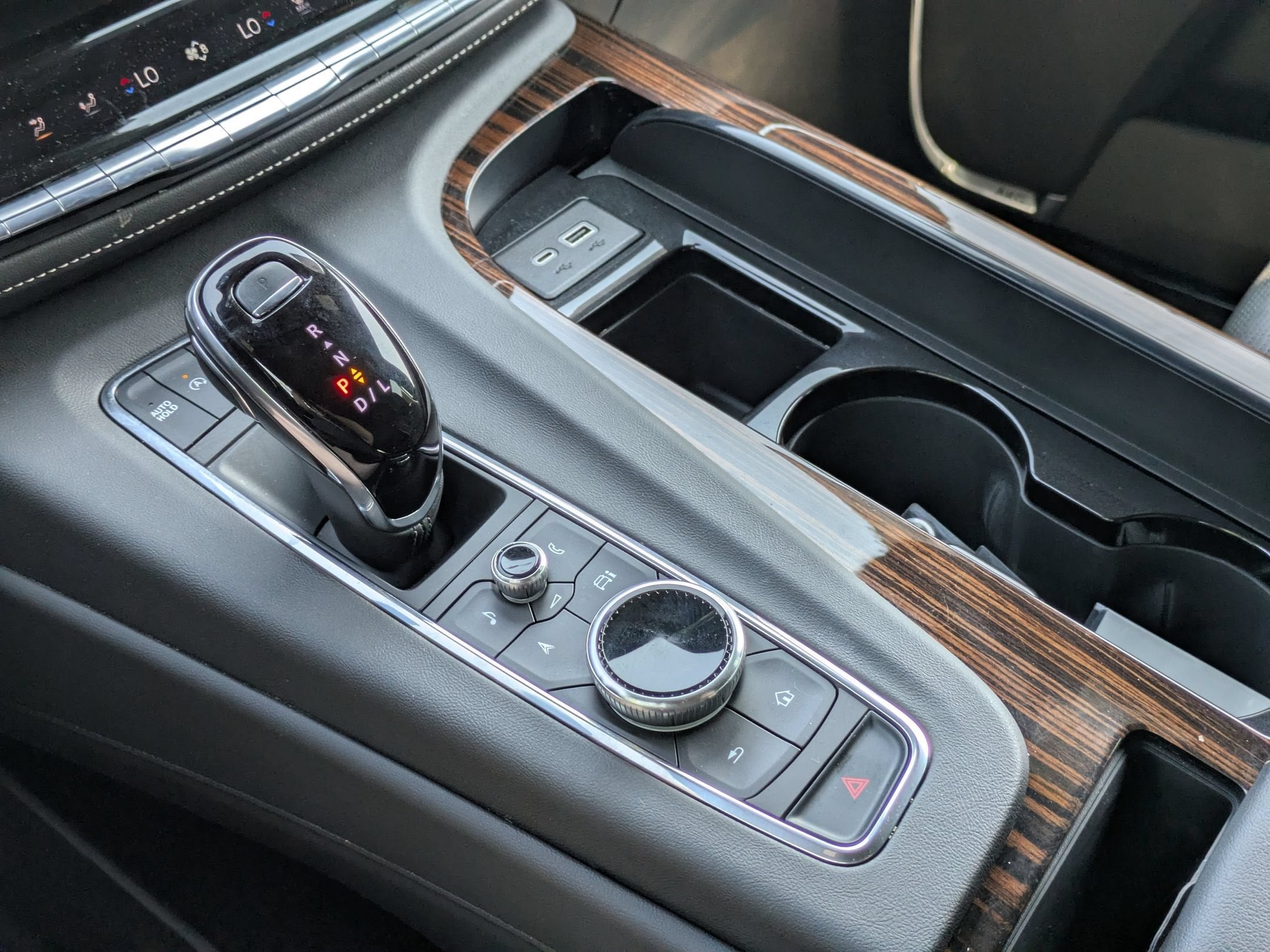 2023 Cadillac Escalade 4WD Premium Luxury