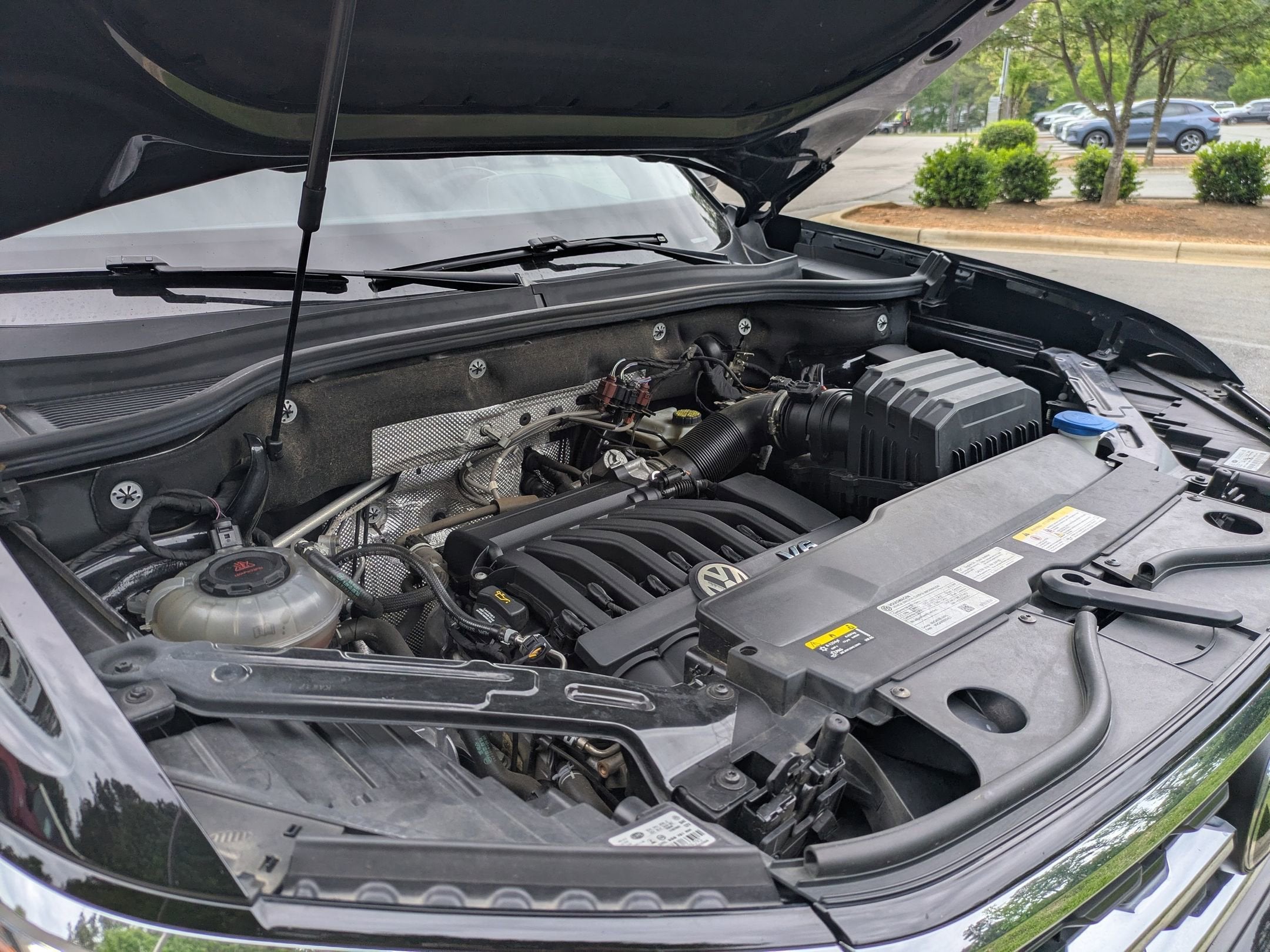 2022 Volkswagen Atlas 3.6L V6 SE w/Technology