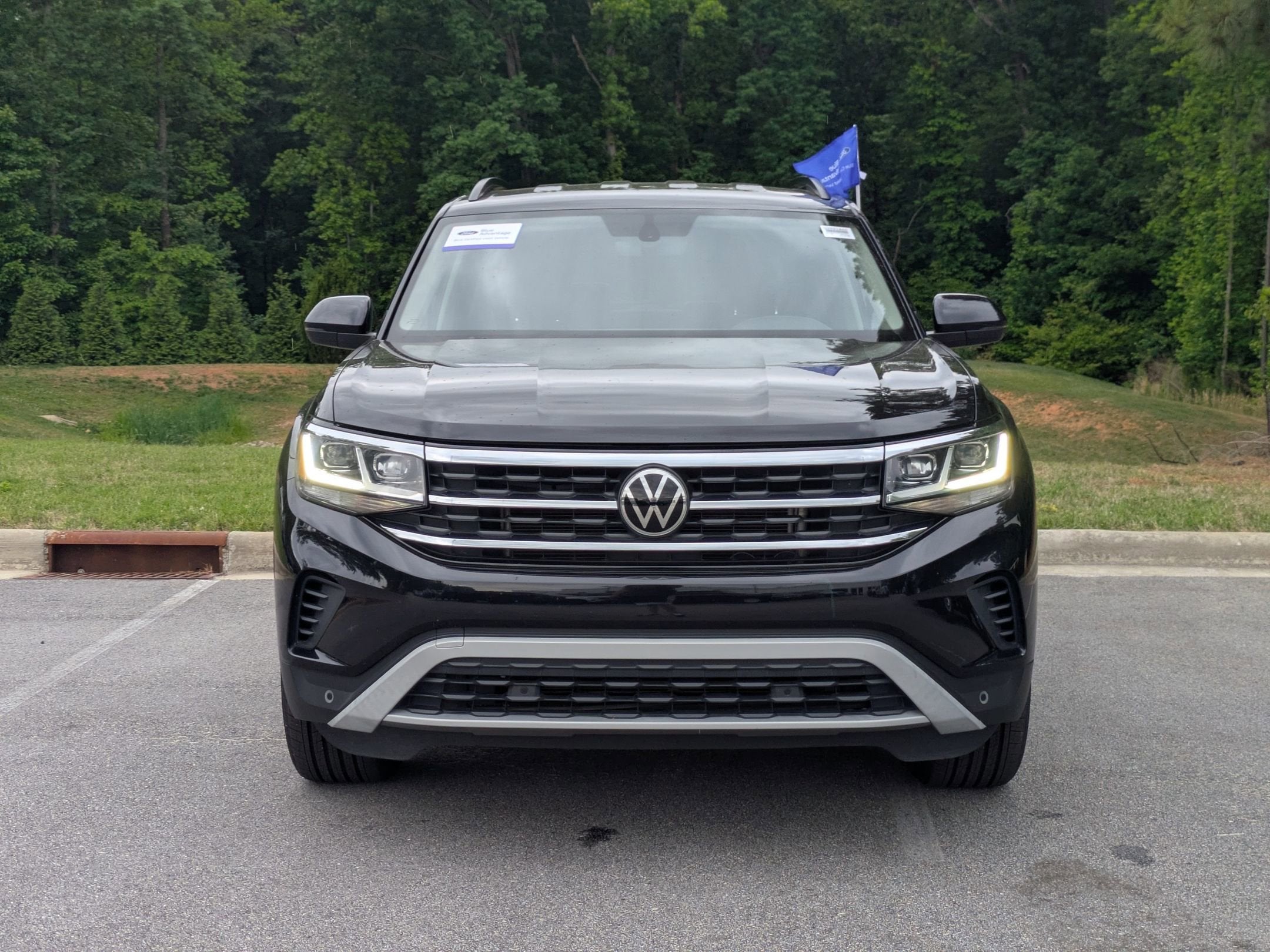 2022 Volkswagen Atlas 3.6L V6 SE w/Technology