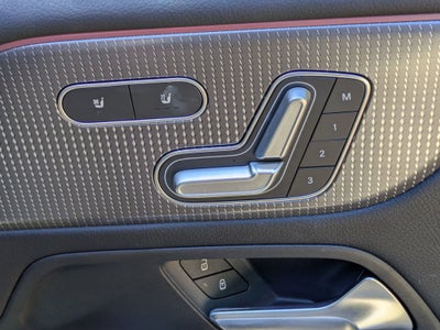 2023 Mercedes-Benz GLB GLB 250
