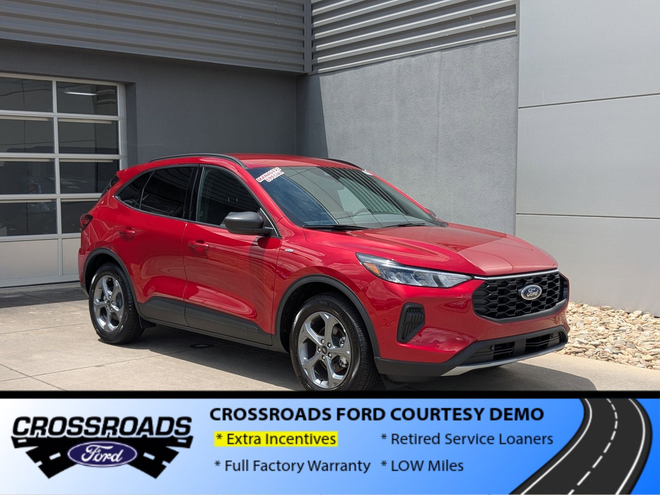 2025 Ford Escape ST-Line - Crossroads Courtesy Demo