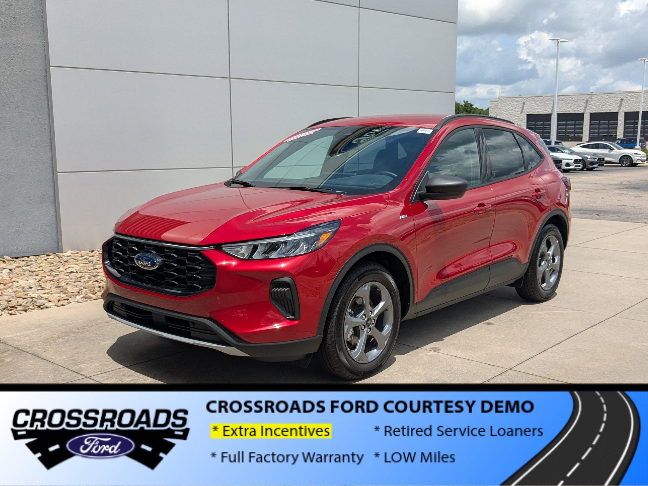 2025 Ford Escape ST-Line - Crossroads Courtesy Demo