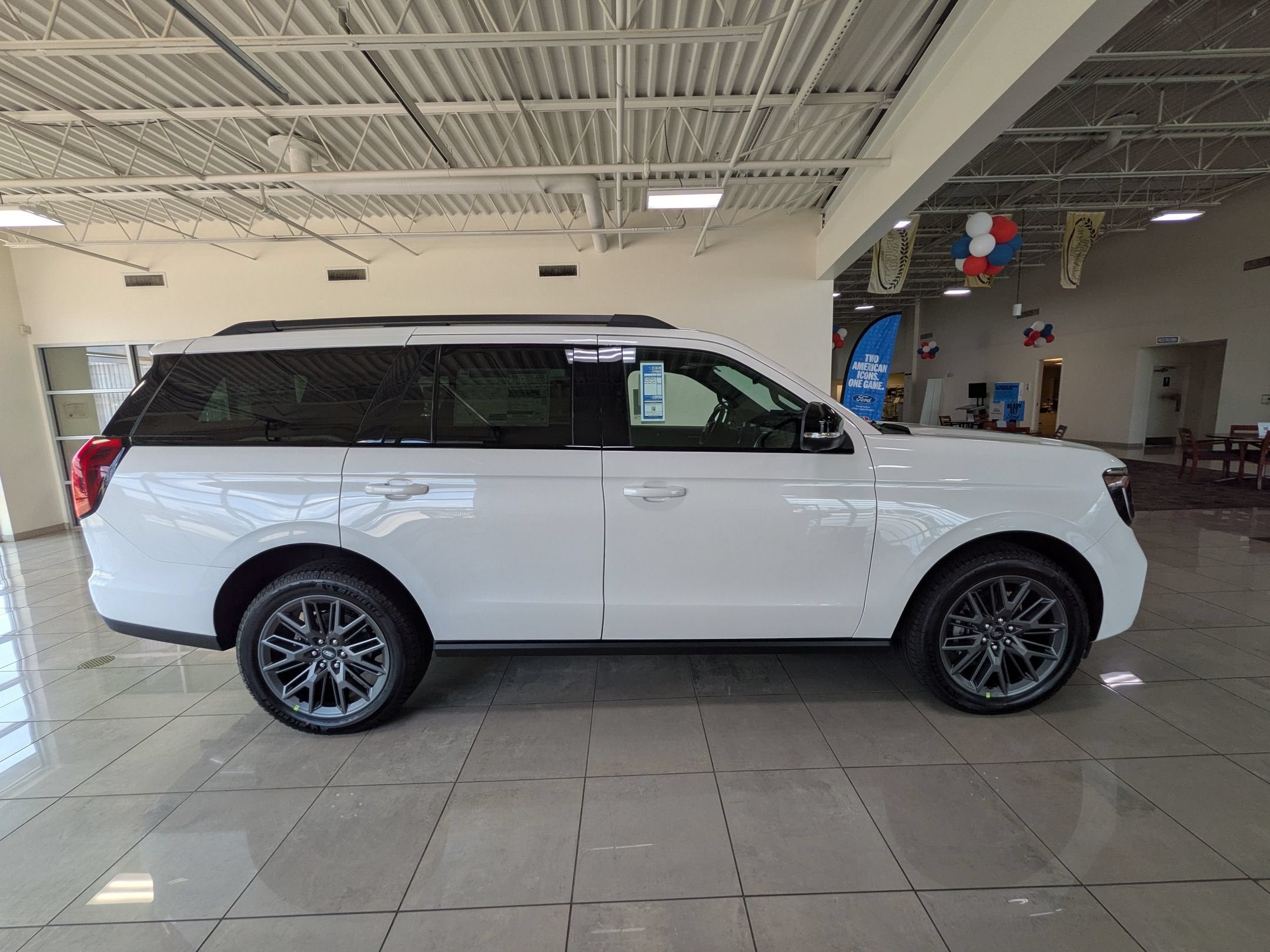 2027 Ford Expedition Platinum