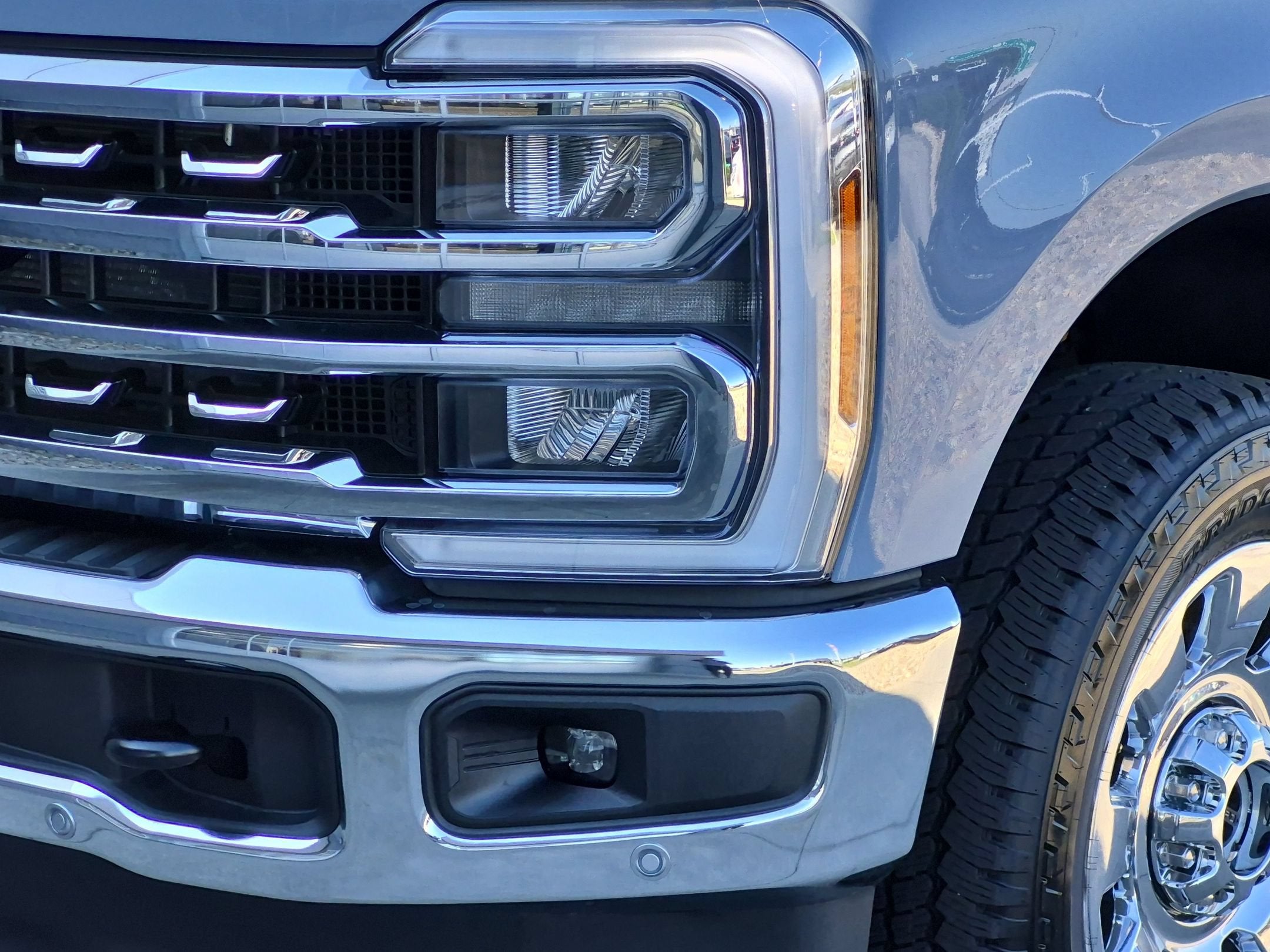 2027 Ford Super Duty F-250 SRW LARIAT