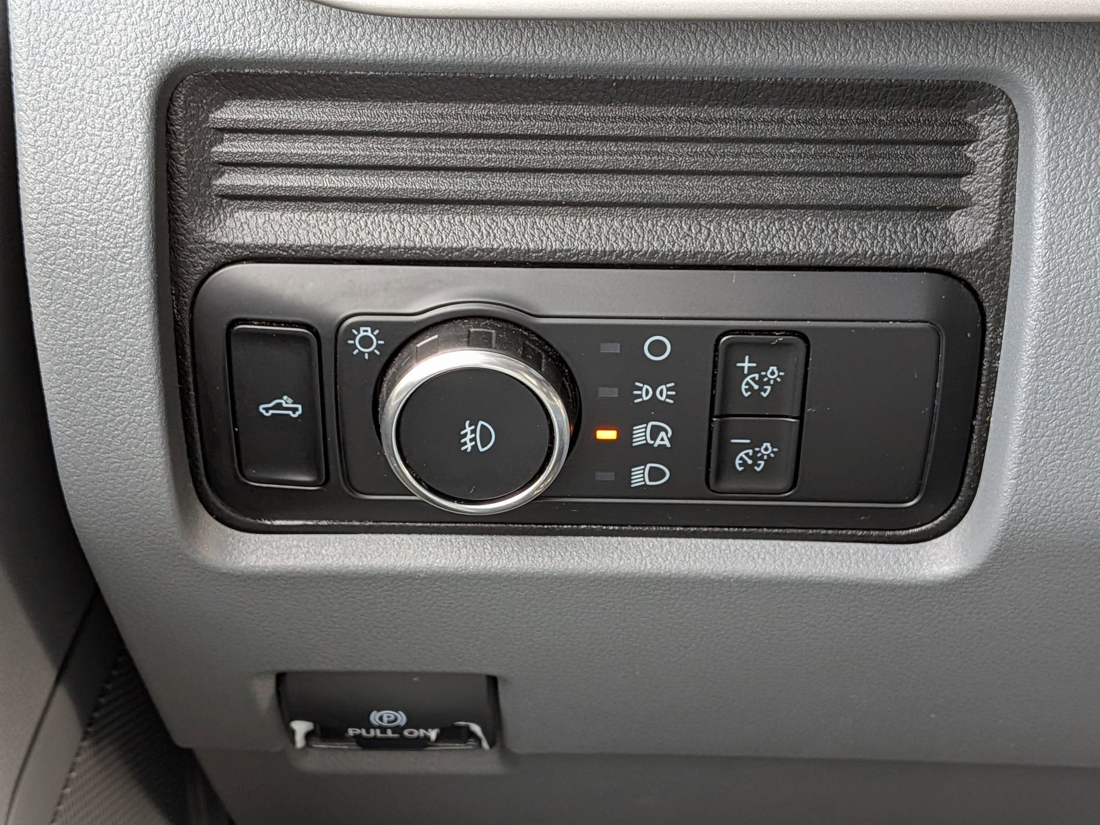 2023 Ford Super Duty F-350 SRW XL