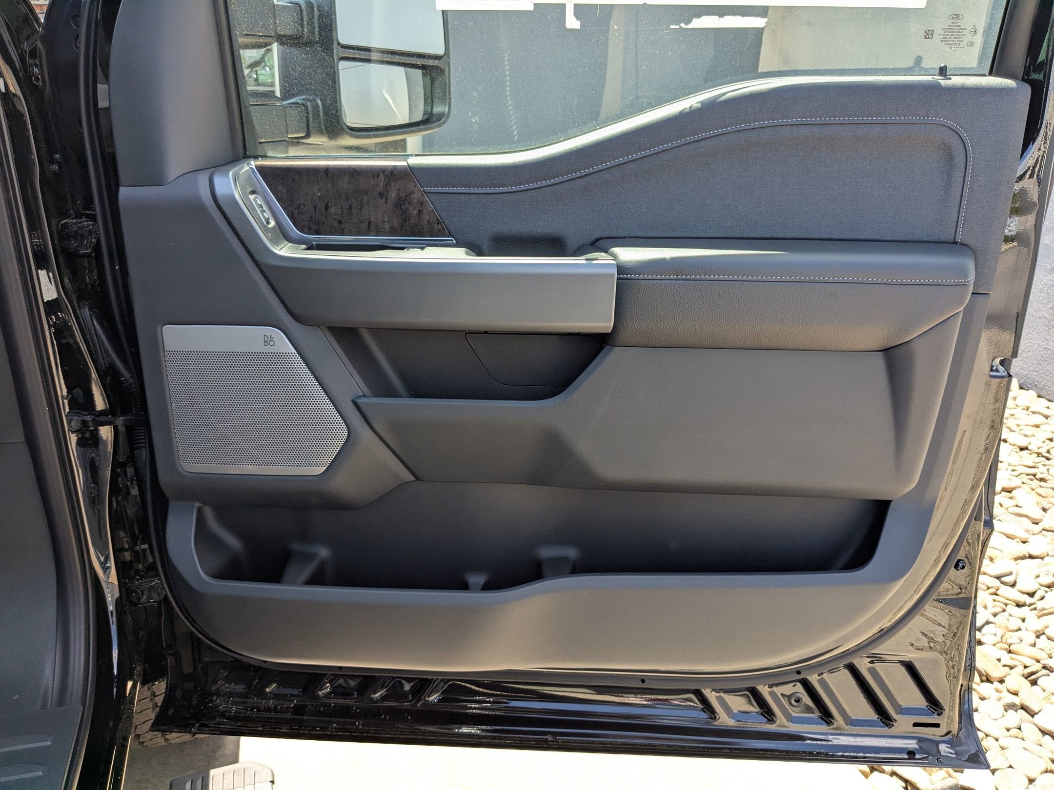 2025 Ford Super Duty F-350 SRW LARIAT