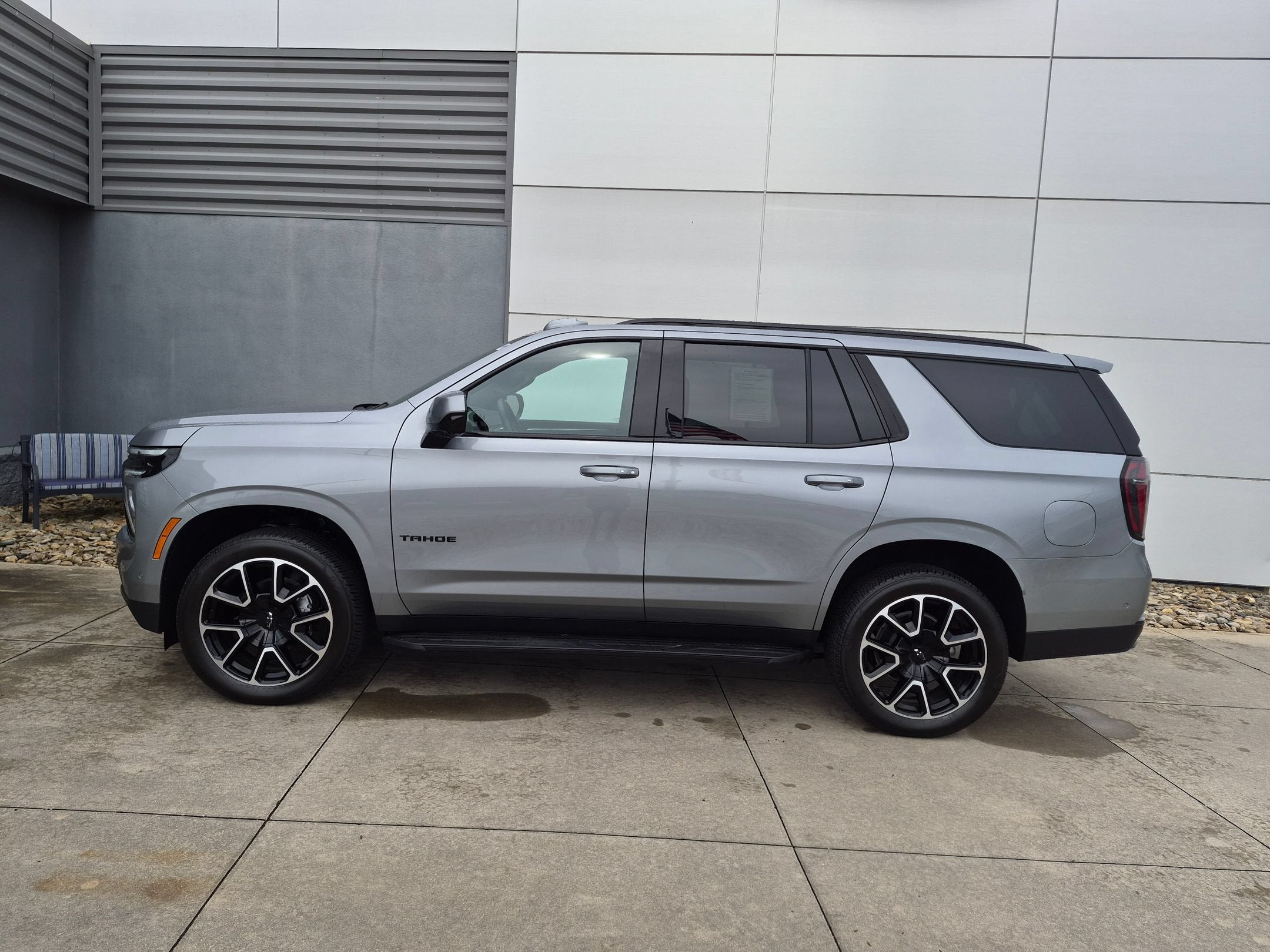 2025 Chevrolet Tahoe RST