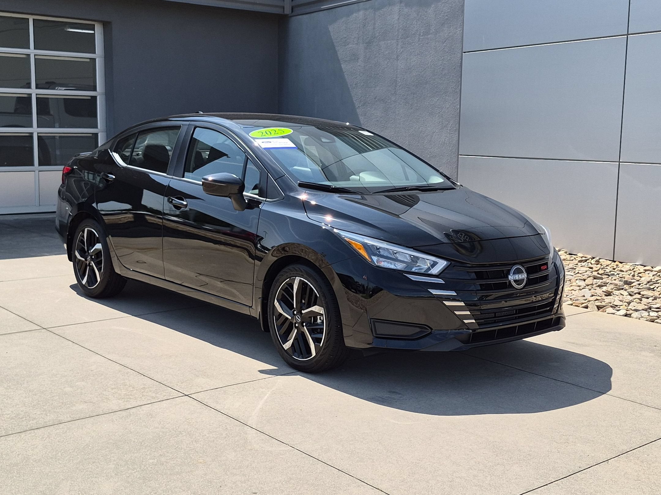 2025 Nissan Versa