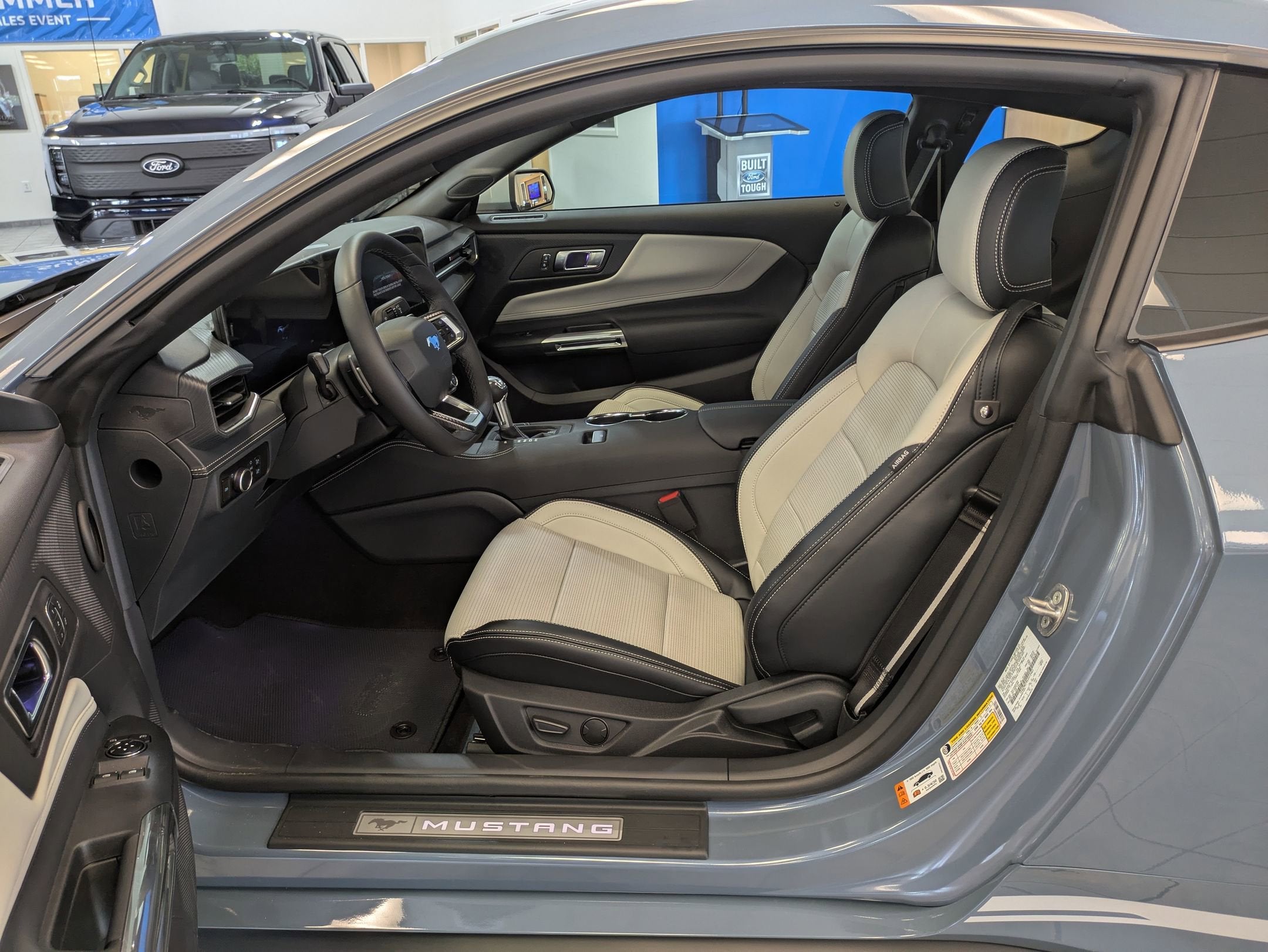 2025 Ford Mustang GT Premium