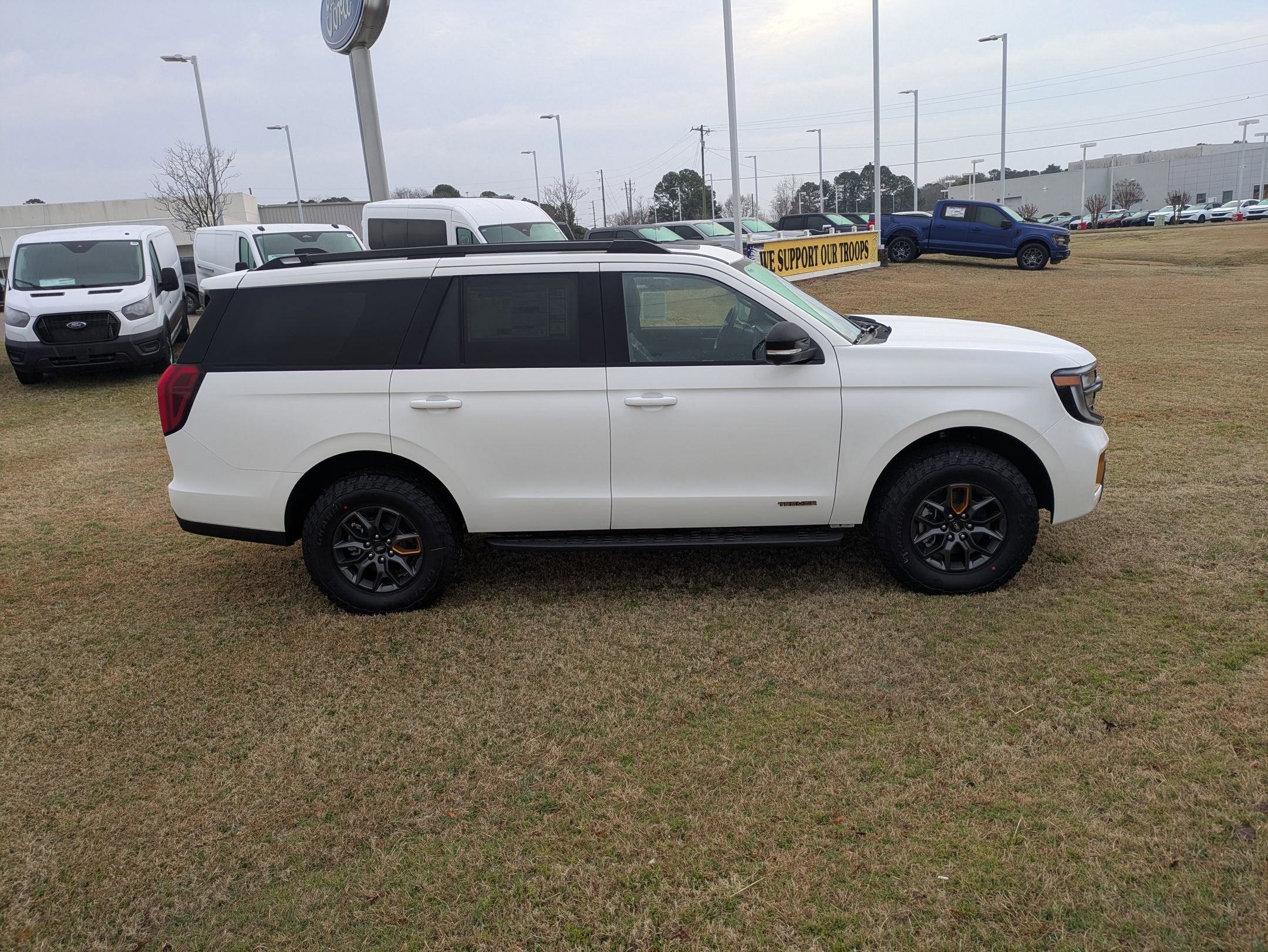 2026 Ford Expedition Tremor