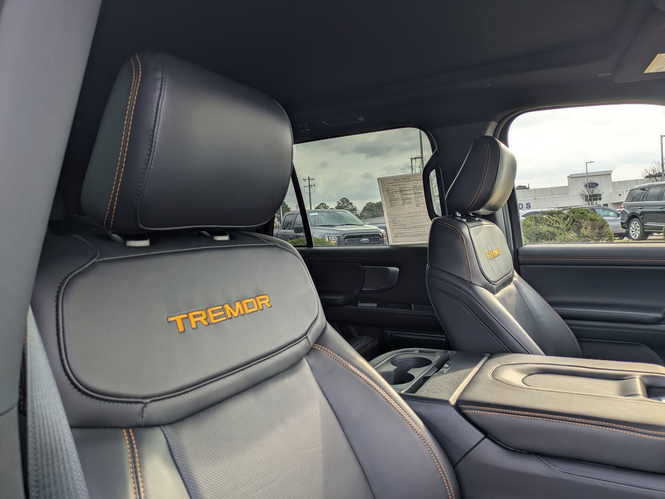 2025 Ford Expedition Tremor