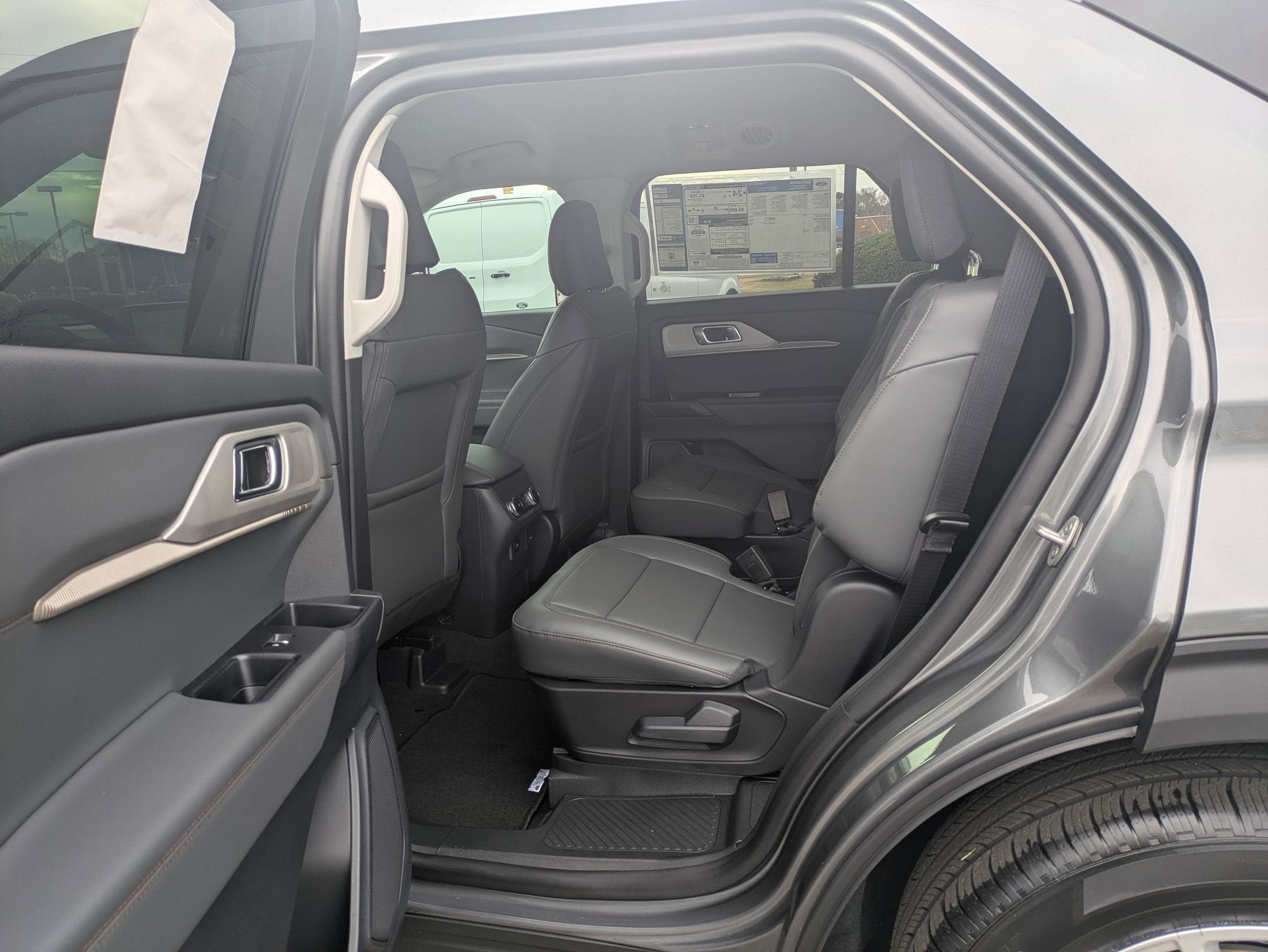 2026 Ford Explorer Active w/200A Pkg