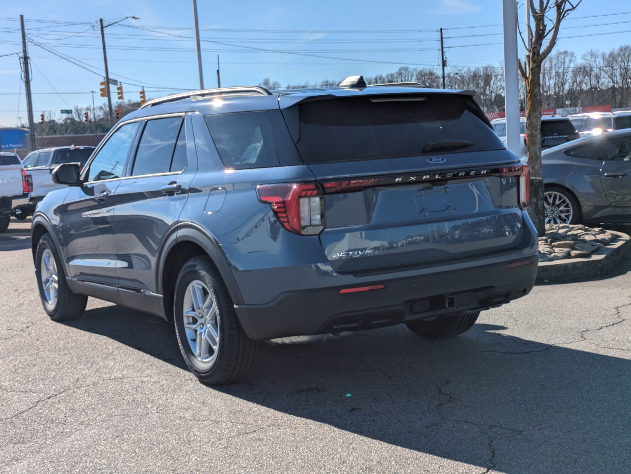 2026 Ford Explorer Active w/200A Pkg