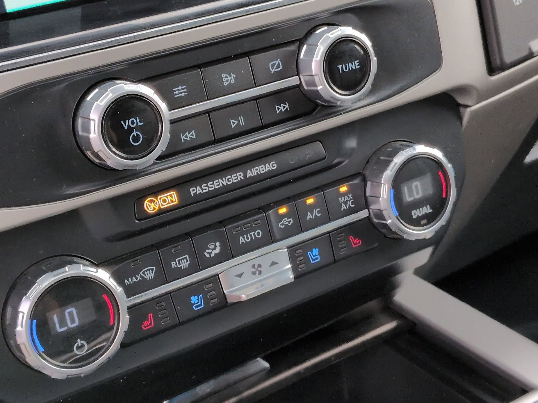 2022 Ford Super Duty F-350 SRW LARIAT