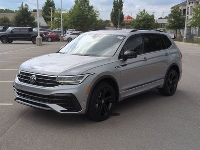 2023 Volkswagen Tiguan SE R-Line Black