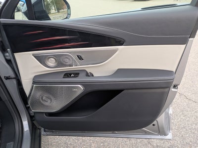 2024 Lincoln Nautilus Reserve