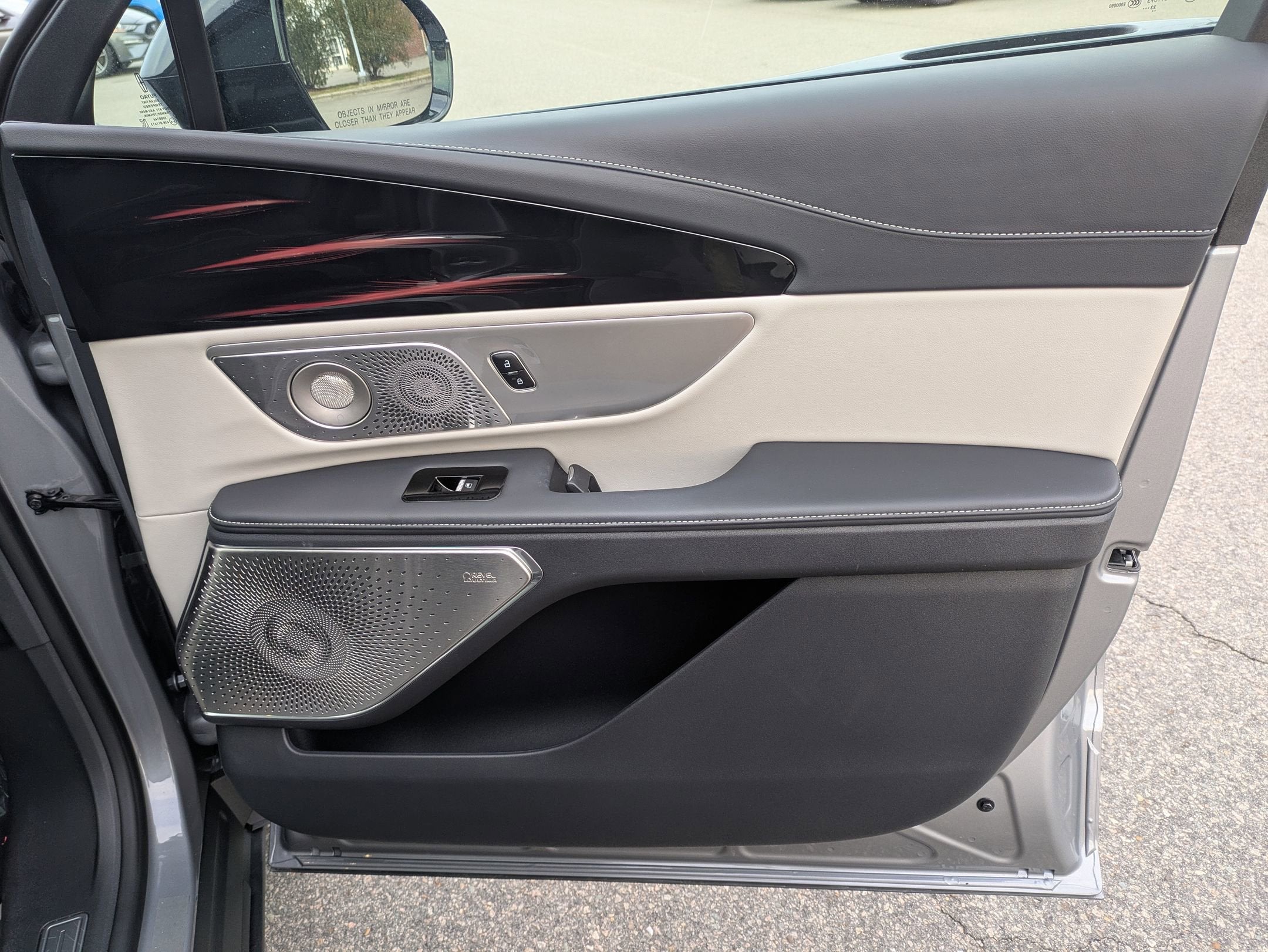 2024 Lincoln Nautilus Reserve