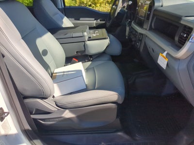 2027 Ford Super Duty F-450 DRW XL