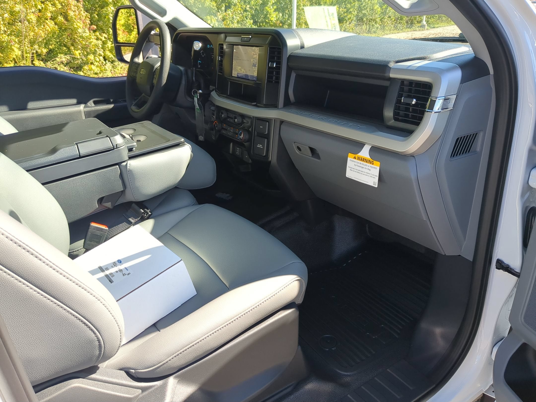 2027 Ford Super Duty F-450 DRW XL