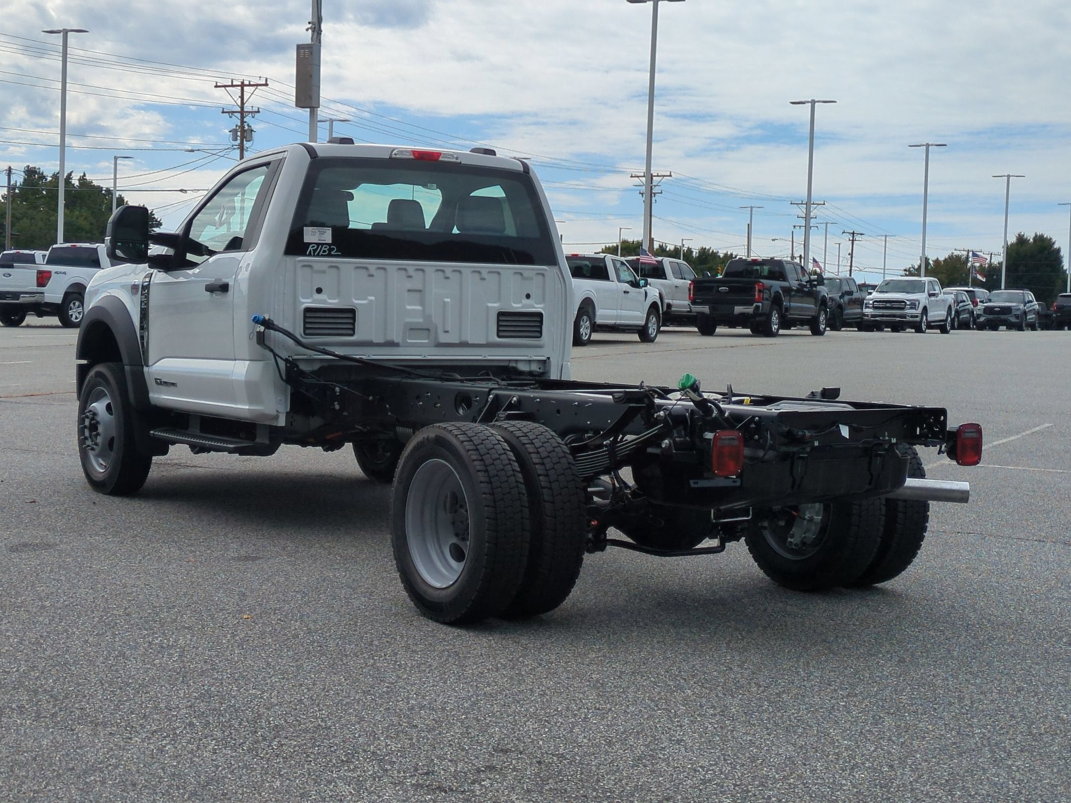 2026 Ford Super Duty F-550 DRW XL