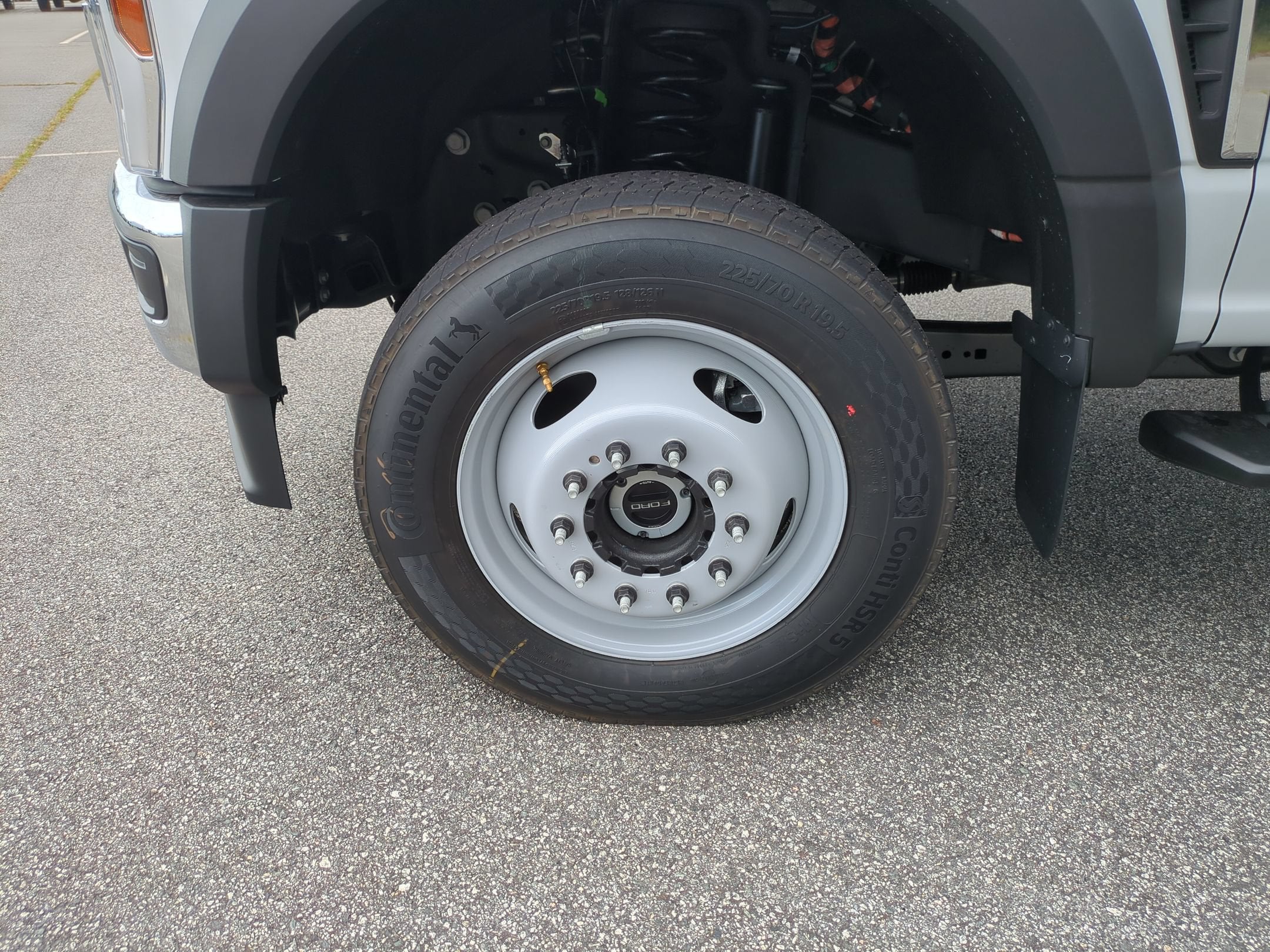 2026 Ford Super Duty F-550 DRW XL