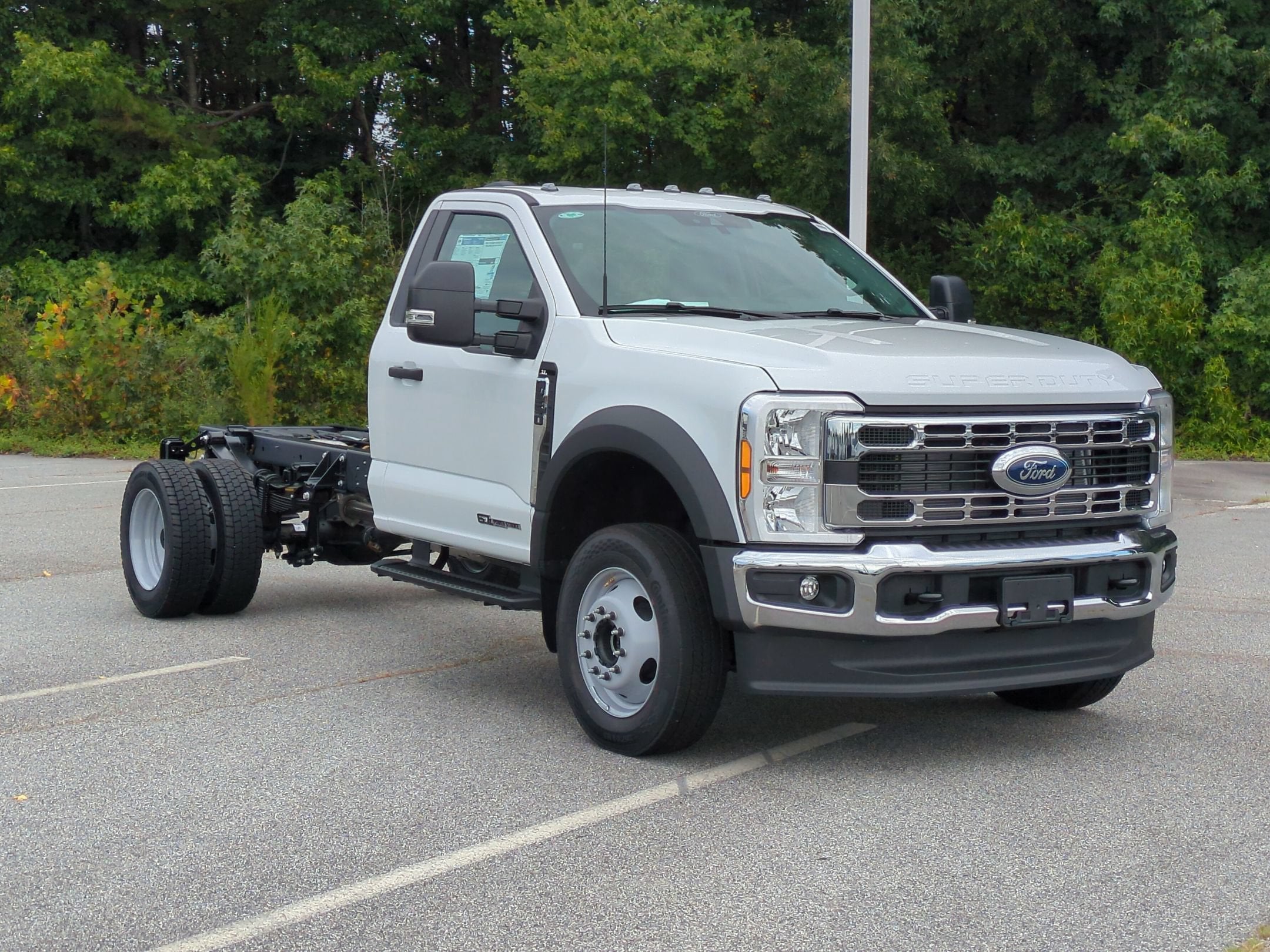 2026 Ford Super Duty F-550 DRW XL