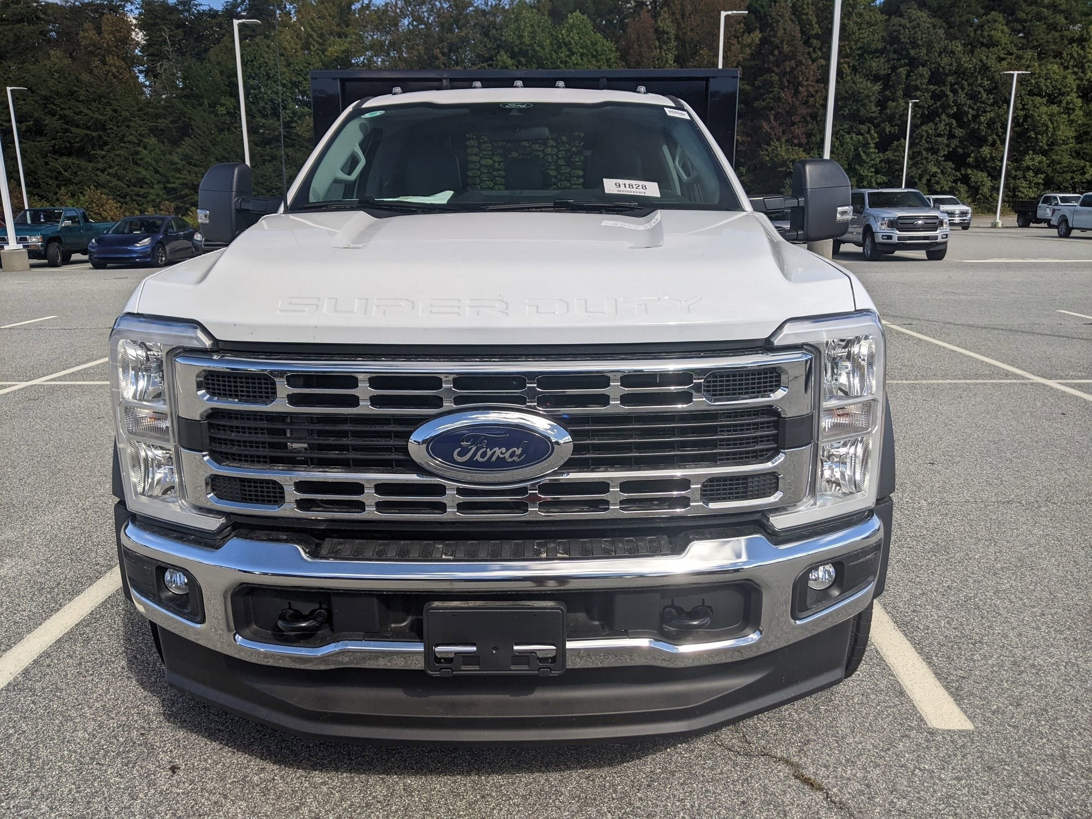 2025 Ford Super Duty F-550 DRW XL