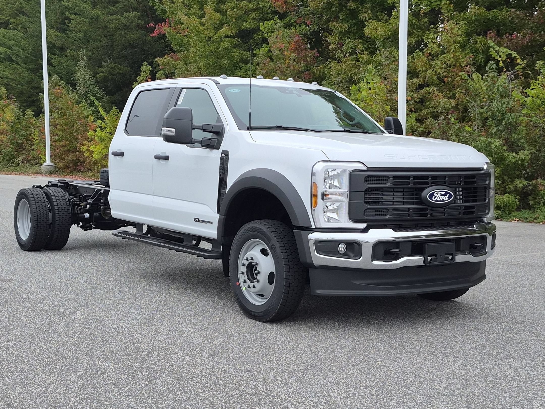 2027 Ford Super Duty F-550 DRW XL