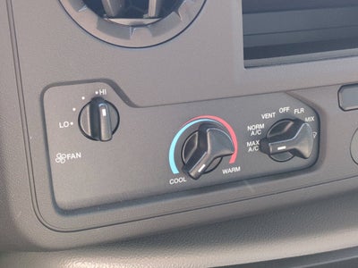 2027 Ford E-Series Cutaway Base