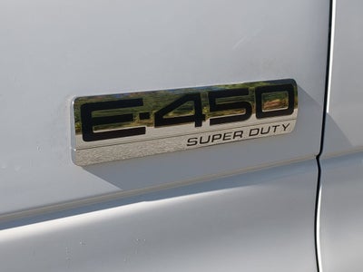 2027 Ford E-Series Cutaway Base