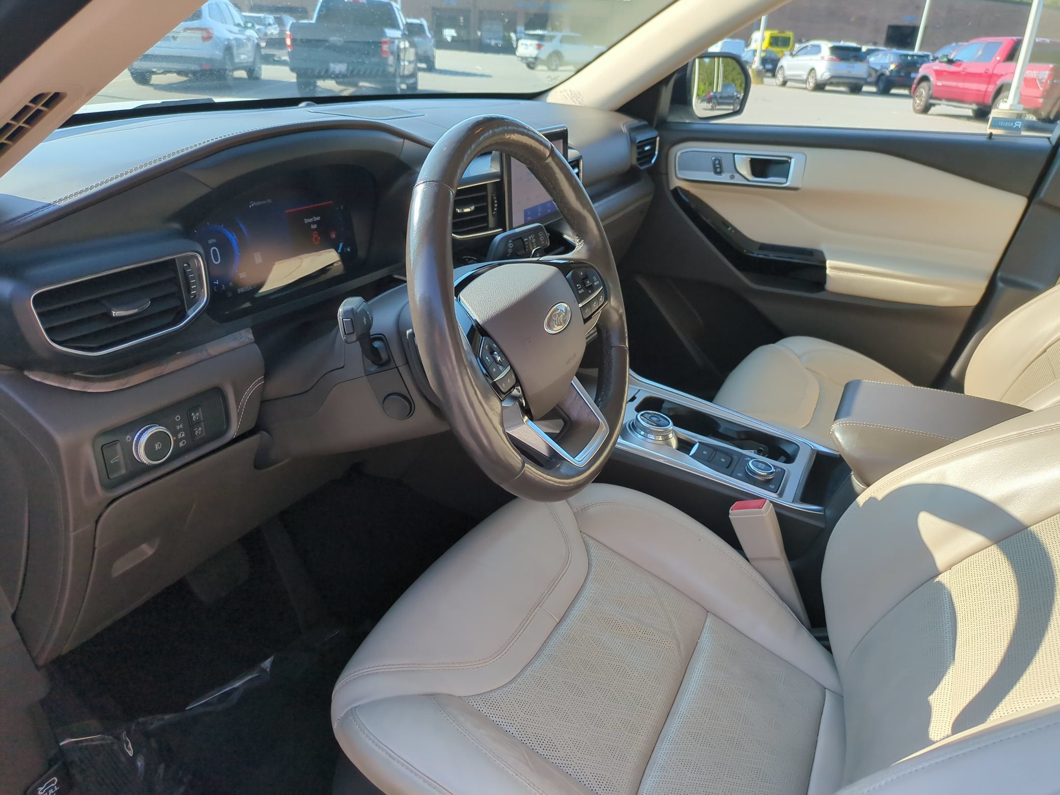 2021 Ford Explorer Platinum