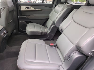 2027 Ford Explorer Active w/200A Pkg