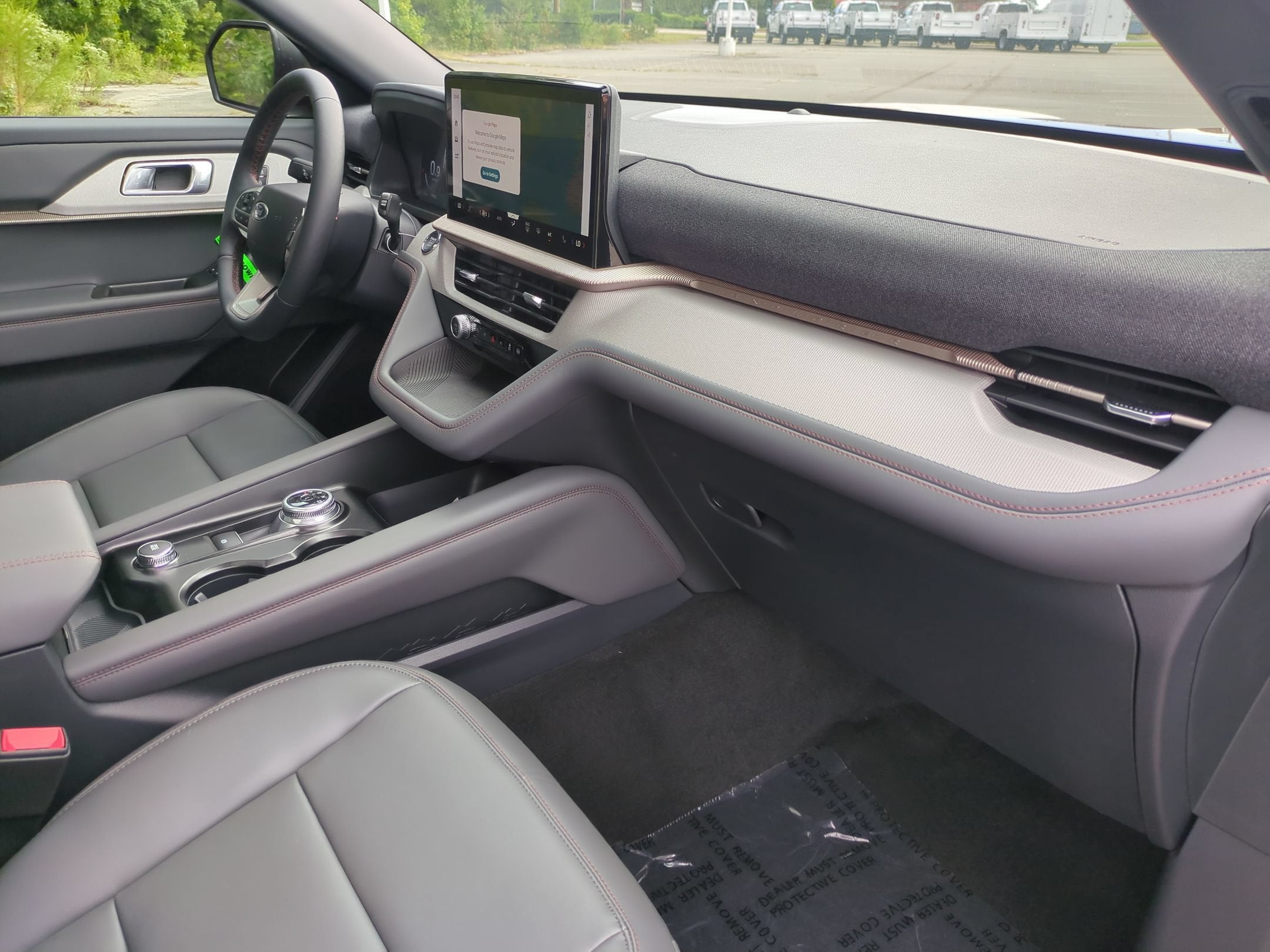 2027 Ford Explorer Active w/200A Pkg