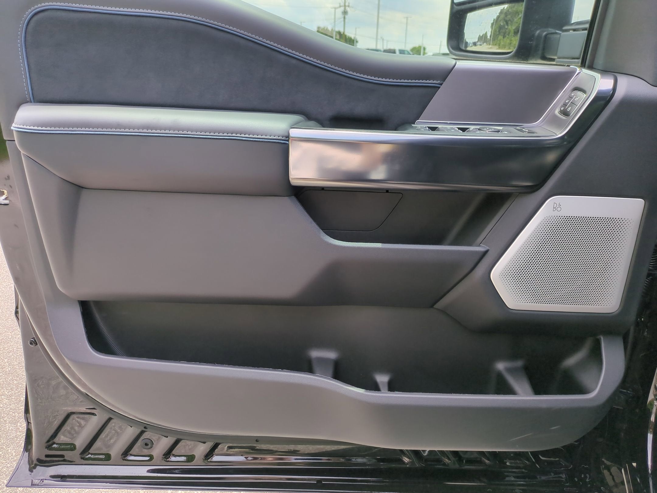 2026 Ford Super Duty F-250 SRW Platinum Tremor