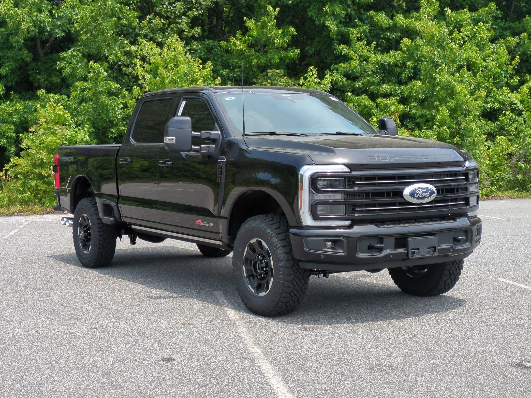 2026 Ford Super Duty F-250 SRW Platinum Tremor