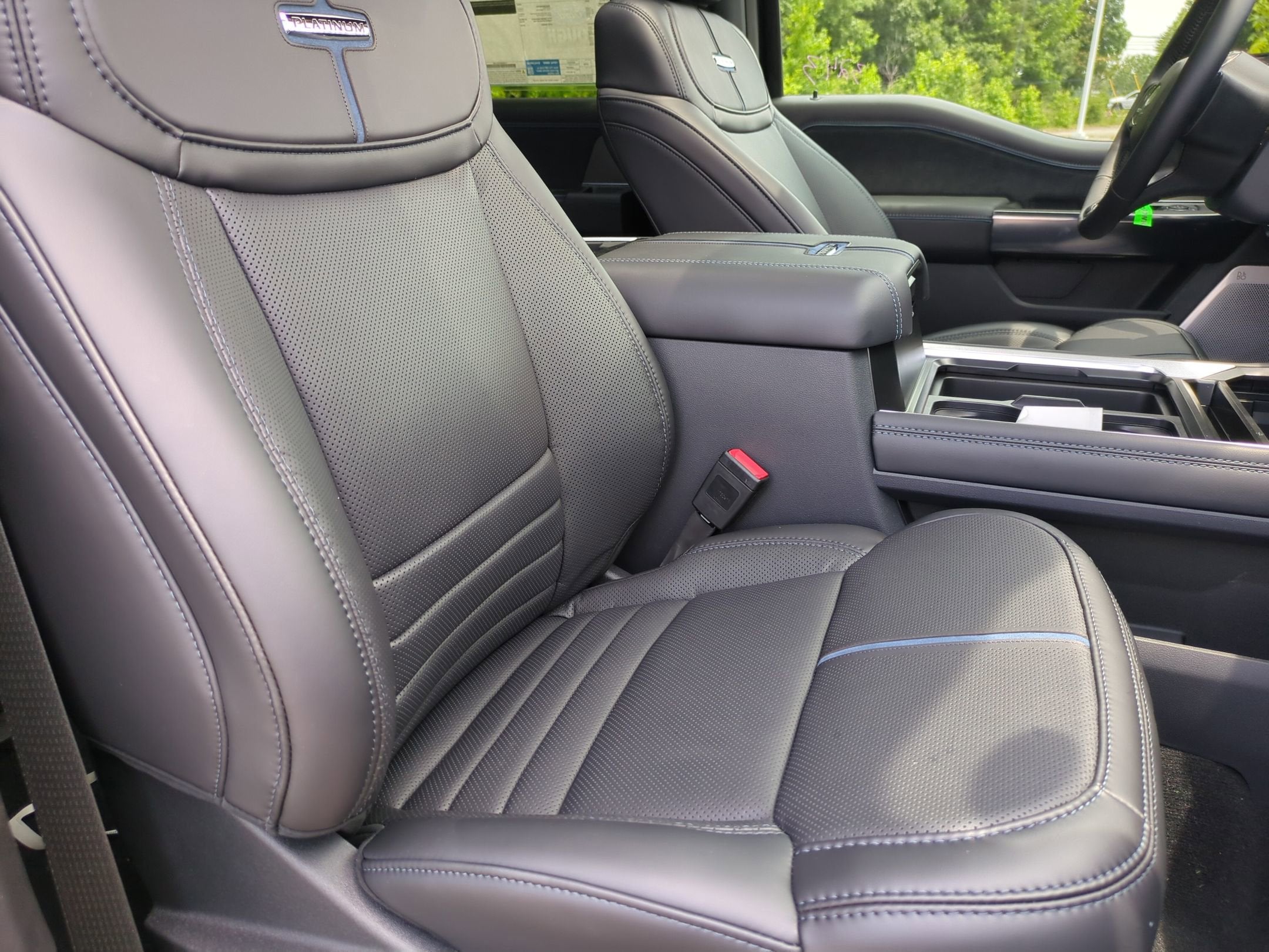 2026 Ford Super Duty F-250 SRW Platinum Tremor