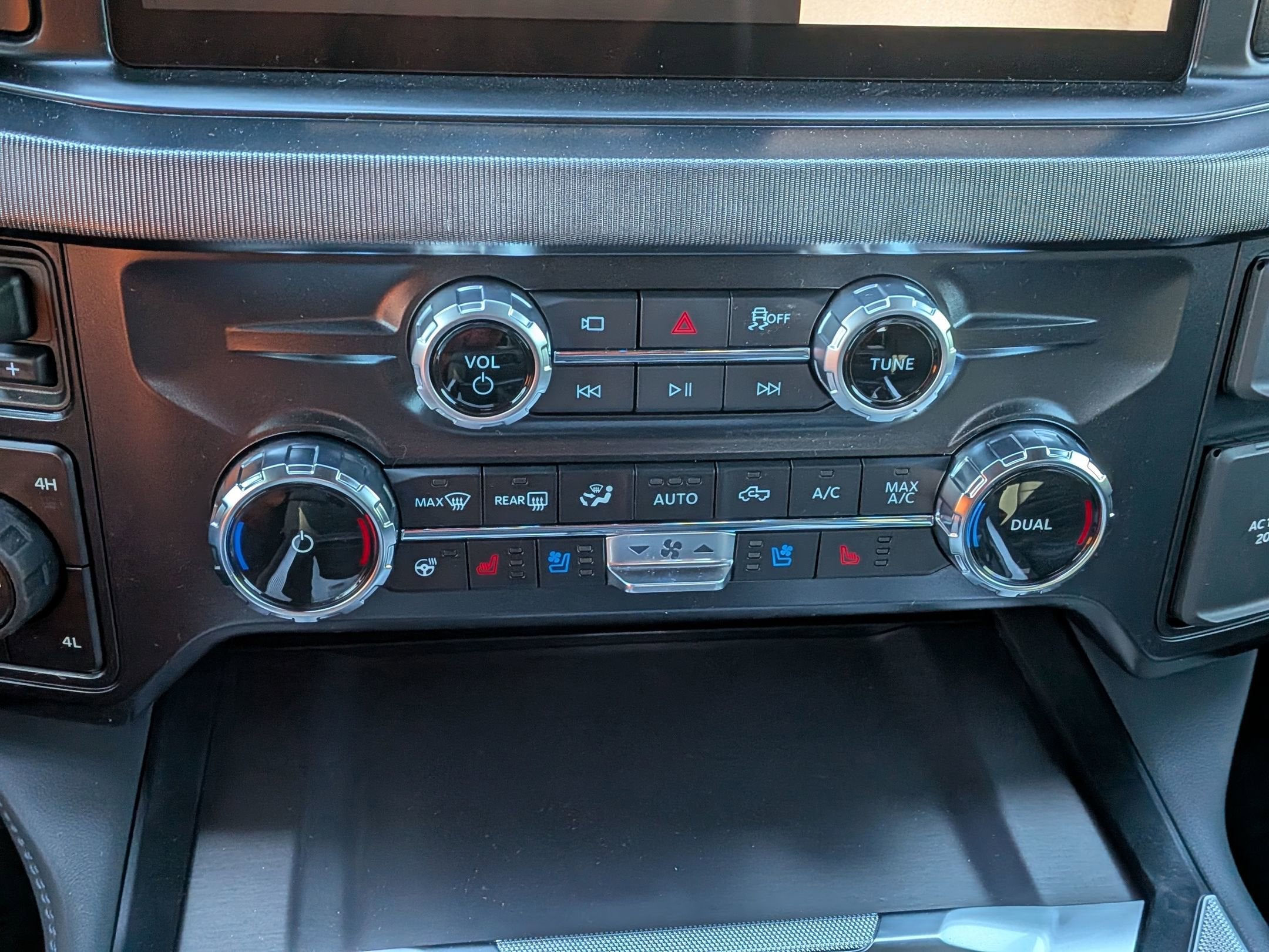 2026 Ford Super Duty F-250 SRW Platinum Tremor