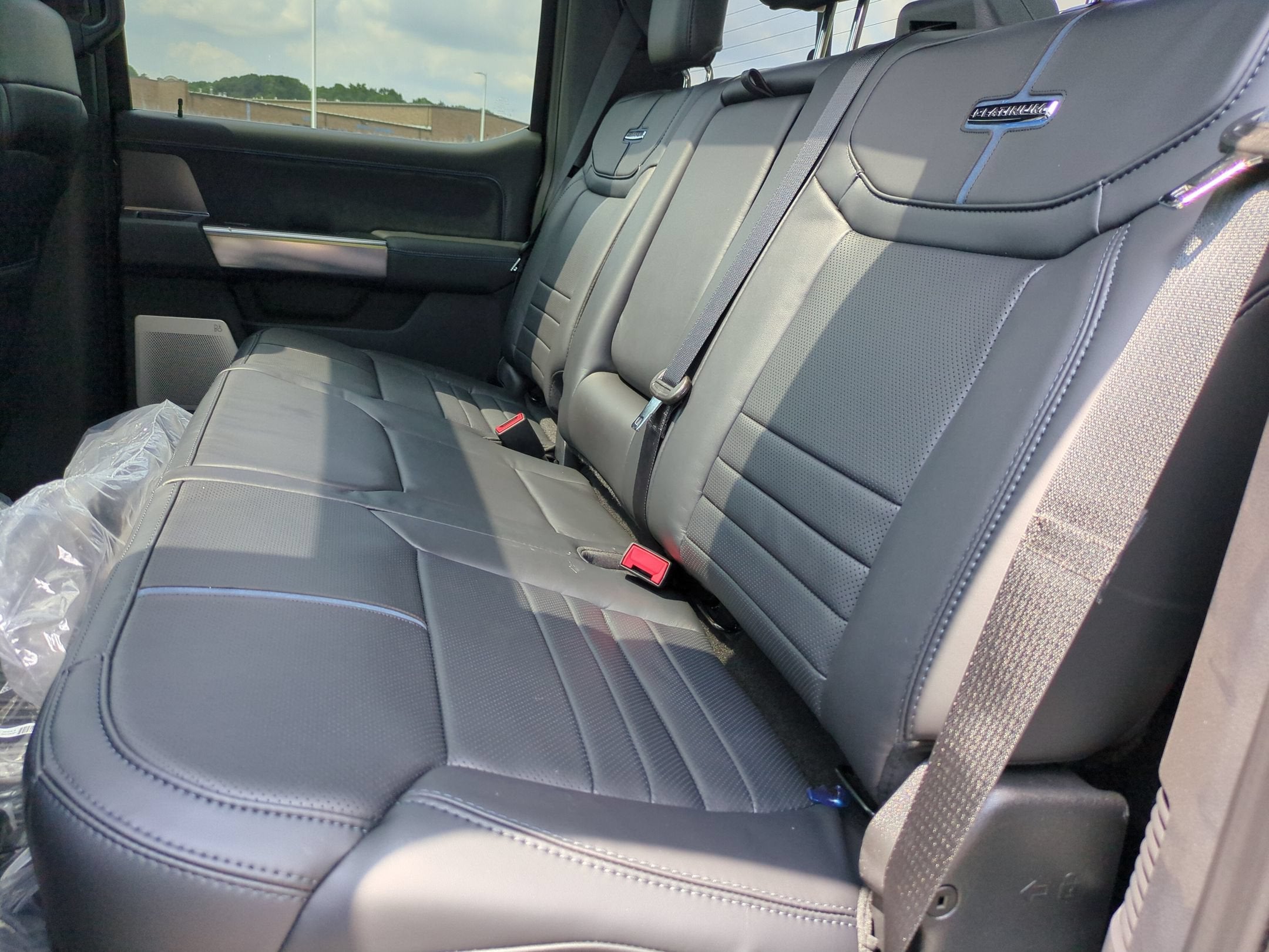 2026 Ford Super Duty F-350 SRW Platinum