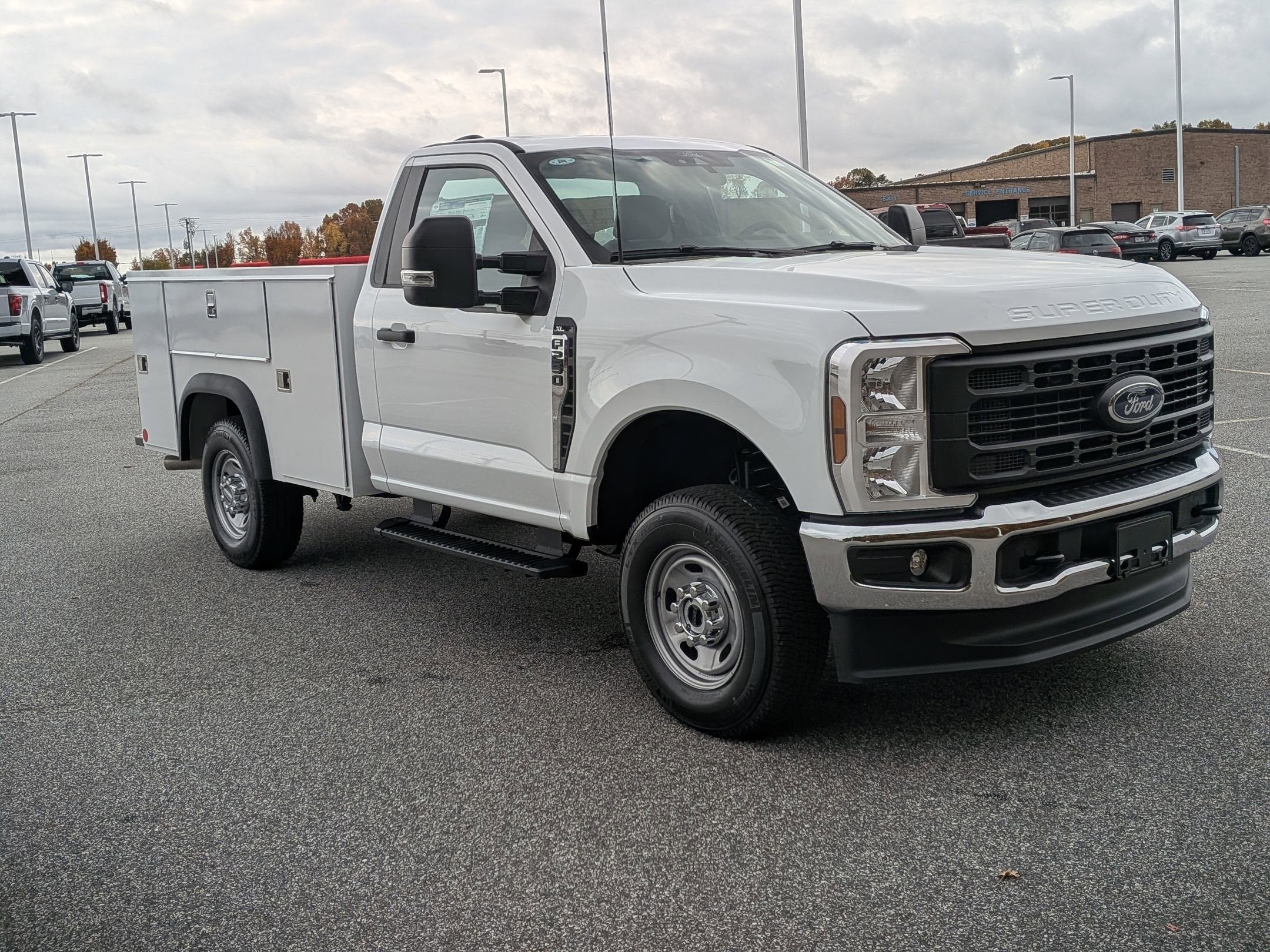 2025 Ford Super Duty F-250 SRW XL