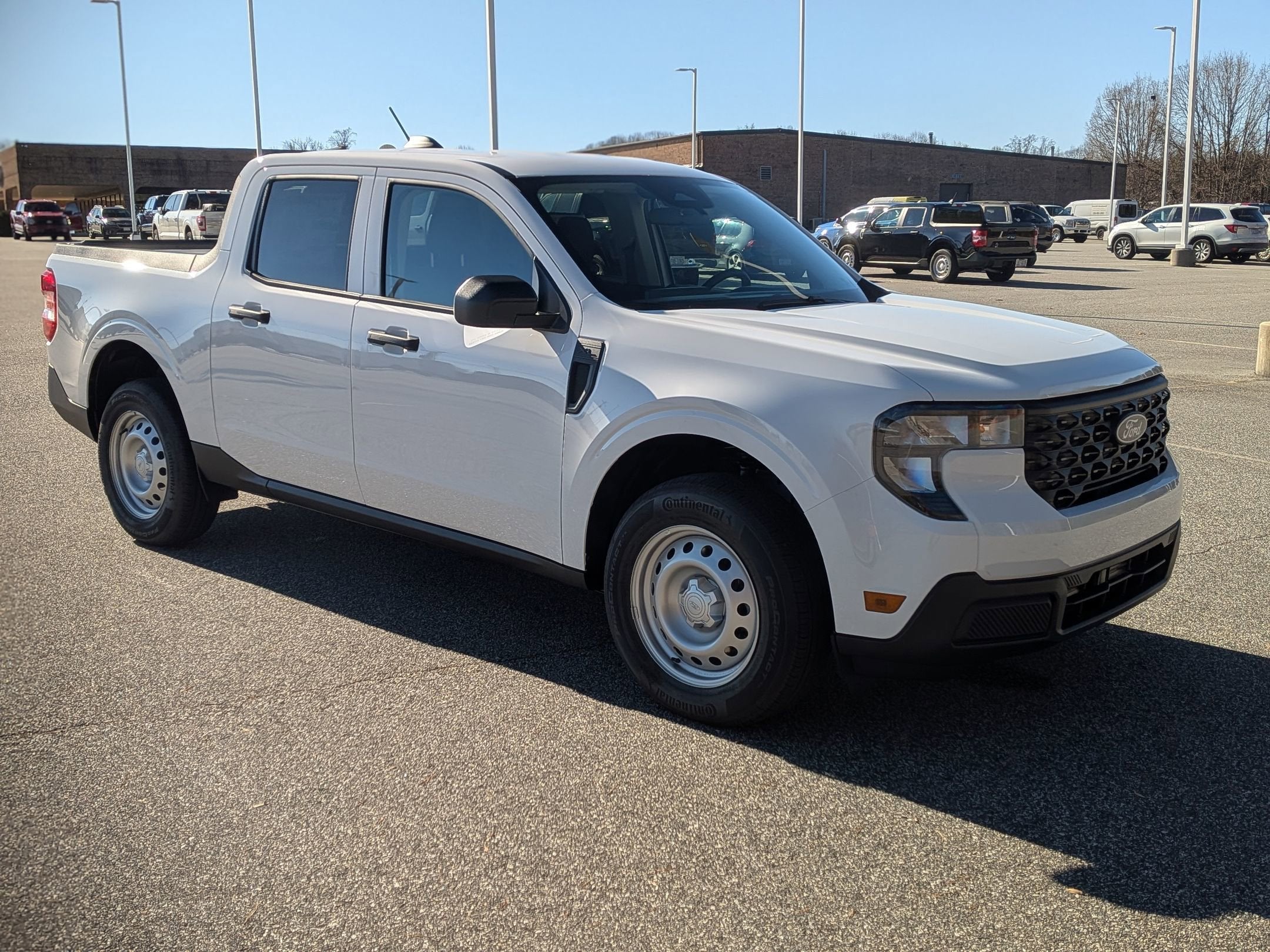 2025 Ford Maverick XL