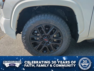 2023 Toyota Tundra 4WD SR5